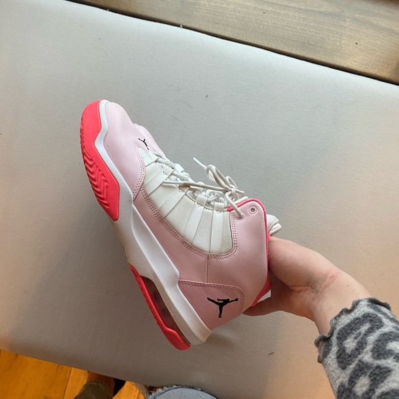 JORDAN MAX AURA GS “PINK FOAM” - Picture 10 of 15